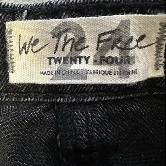 We The Free by Free People BREA CUT OFF DENIM SKIRT SIZE 24 Black Distressed - Picture 10 of 13